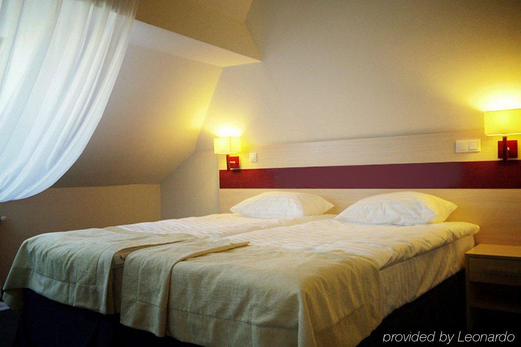 Optima Pochayiv Hotel Pochaiv Quarto foto